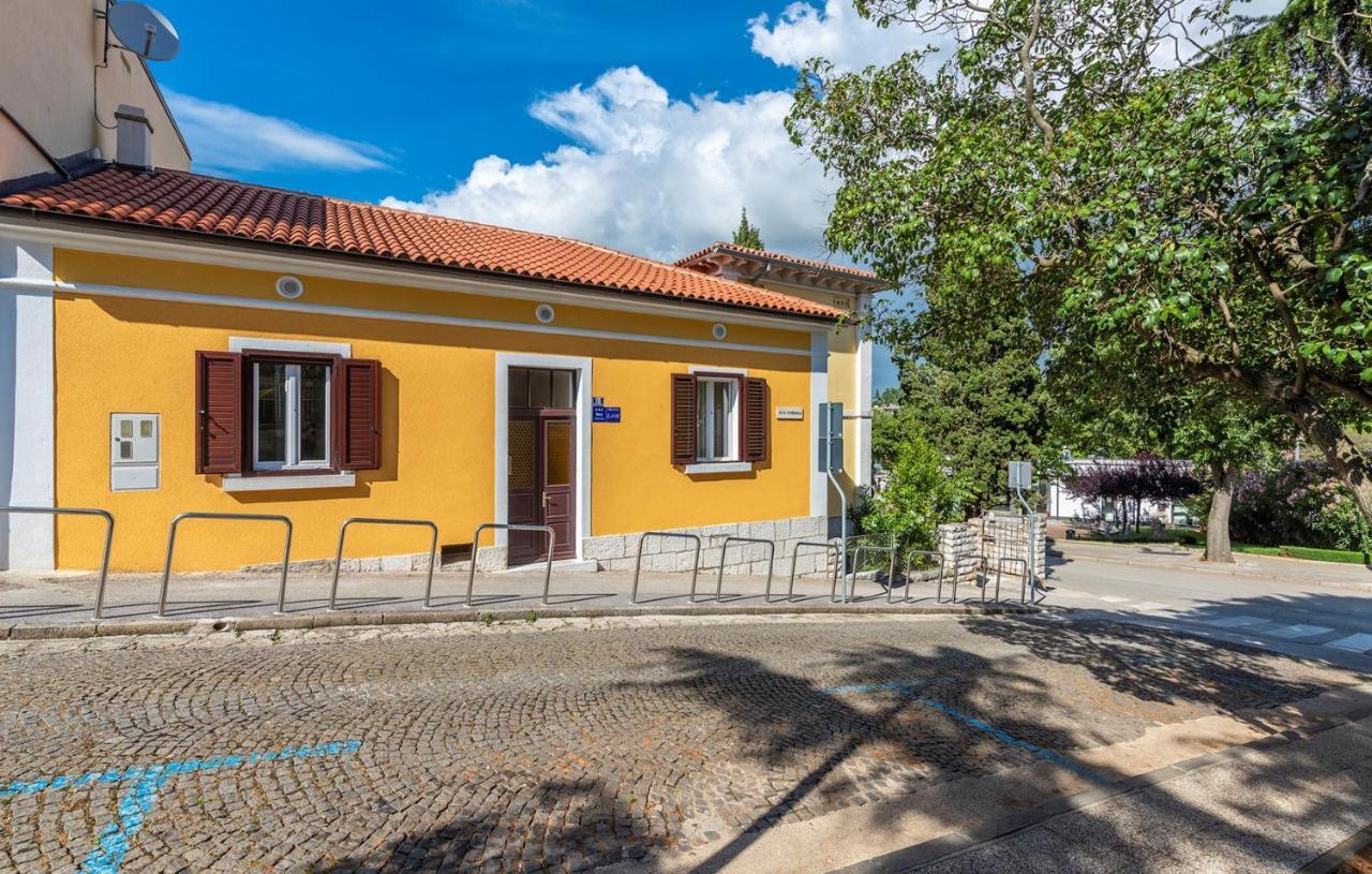 Apartment Lazzarich With Terrace Poreč Extérieur photo